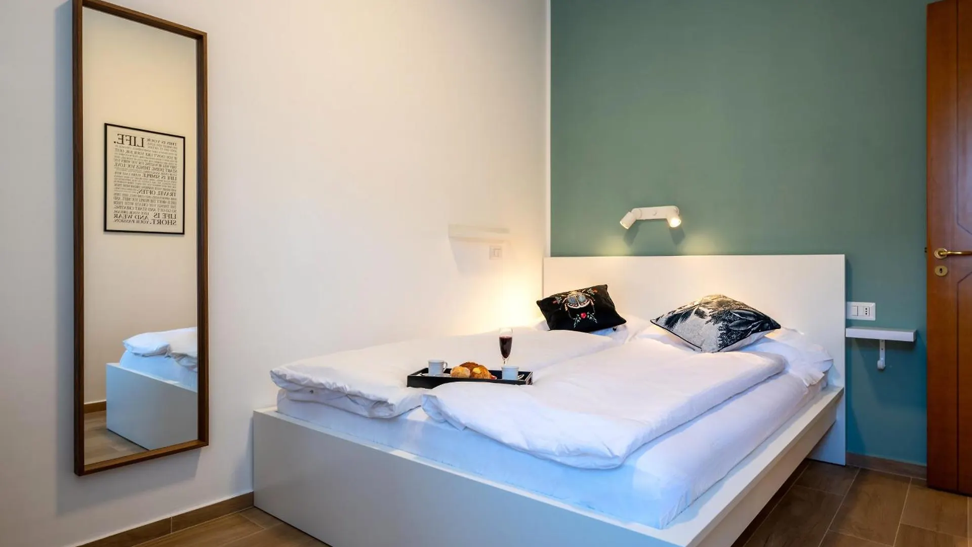Bari Incanto - 3 Bedroom Apartment & Free Parking 0*,